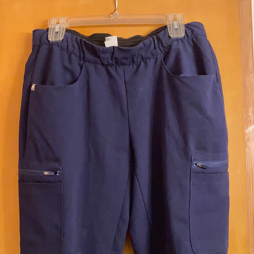 FIGS Women’s Scrub Pants - Joggers - Navy